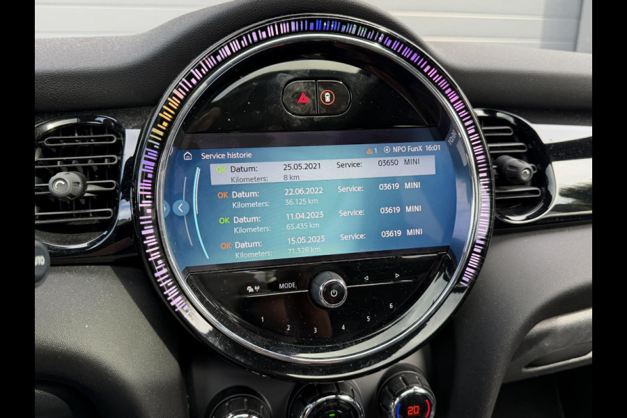 MINI 3-deurs 1.5 Cooper John Cooper Works | Panoramadak | Camera | Harmon Kardon | DAB |