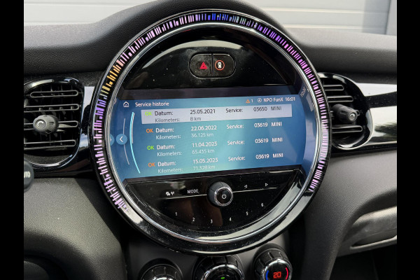 MINI 3-deurs 1.5 Cooper John Cooper Works | Panoramadak | Camera | Harmon Kardon | DAB |