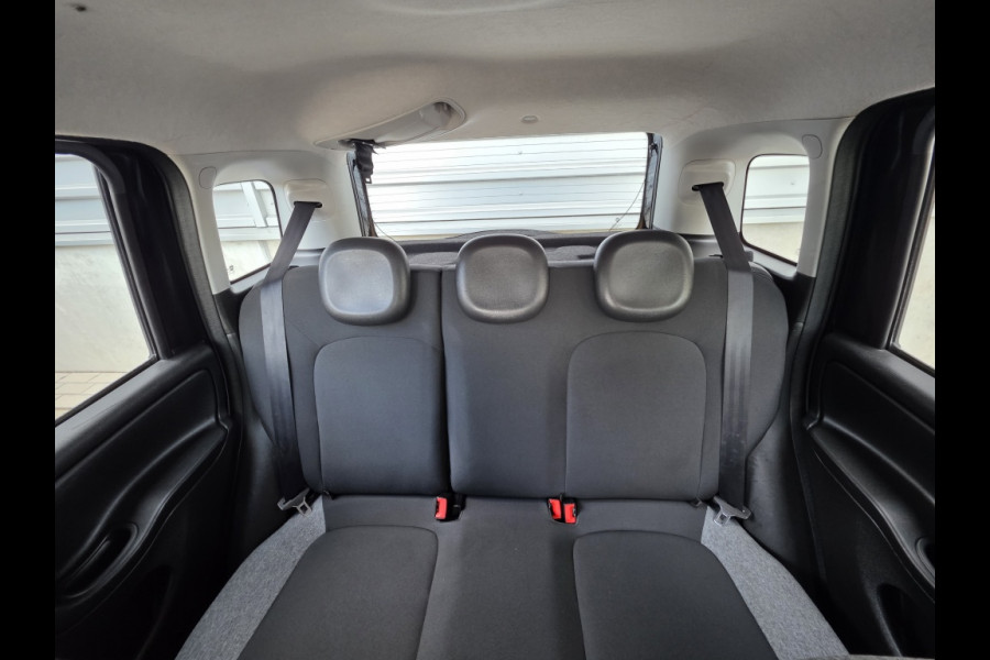 Fiat Panda Hybrid Cross | Airco | Tel. voorber. | 5 pers. uitvoering |