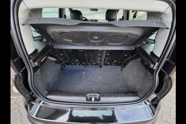 Fiat Panda Hybrid Cross | Airco | Tel. voorber. | 5 pers. uitvoering |