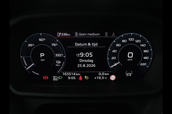 Audi Q4 e-tron 40 Advanced edition 77 kWh | SOH 93,3% | Adaptive cruise | Stoelverwarming | Navigatie | Carplay | Climate control | Camera | Park assist | Trekhaak | 19" velgen