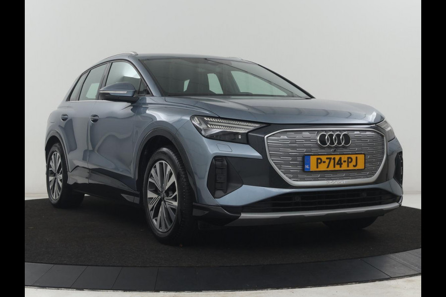 Audi Q4 e-tron 40 Advanced edition 77 kWh | SOH 93,3% | Adaptive cruise | Stoelverwarming | Navigatie | Carplay | Climate control | Camera | Park assist | Trekhaak | 19" velgen
