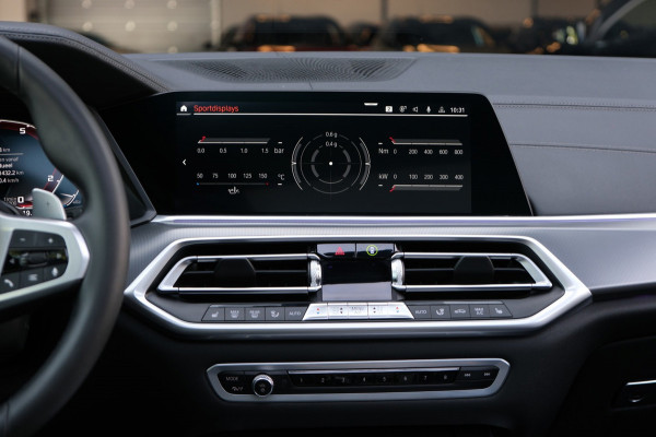 BMW X5 M50i High Executive |84.464km| 530pk V8 *Panodal/Leder/Camera/21 Inch Breedset