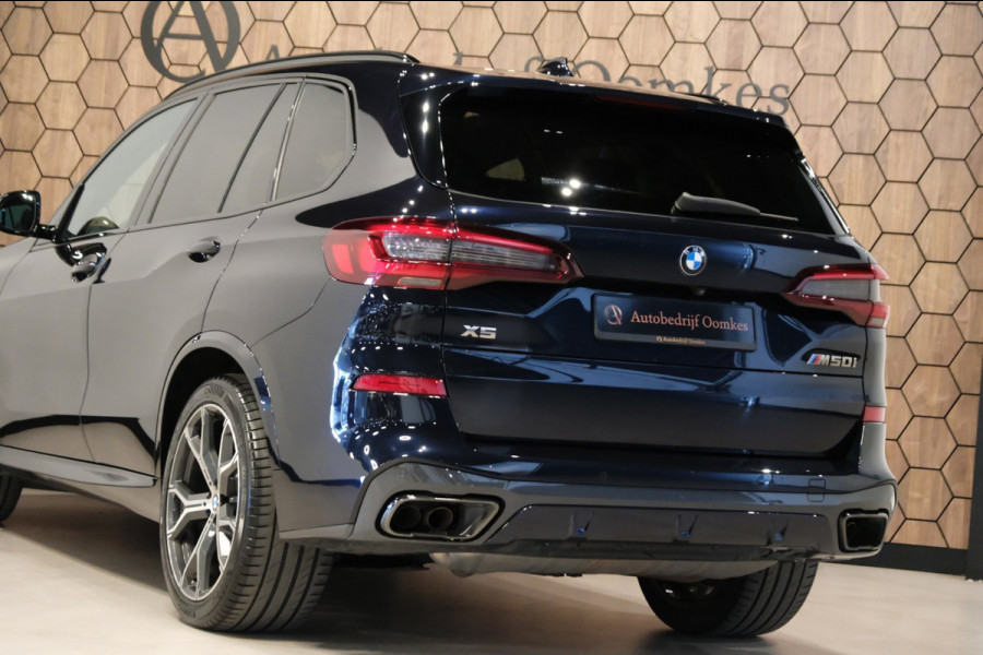 BMW X5 M50i High Executive |84.464km| 530pk V8 *Panodal/Leder/Camera/21 Inch Breedset