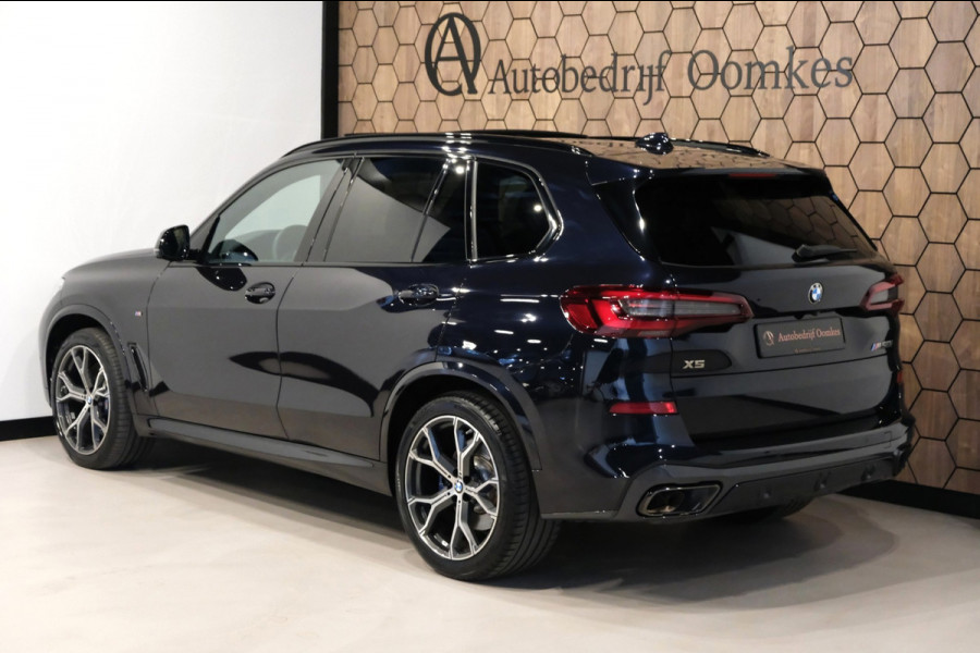 BMW X5 M50i High Executive |84.464km| 530pk V8 *Panodal/Leder/Camera/21 Inch Breedset