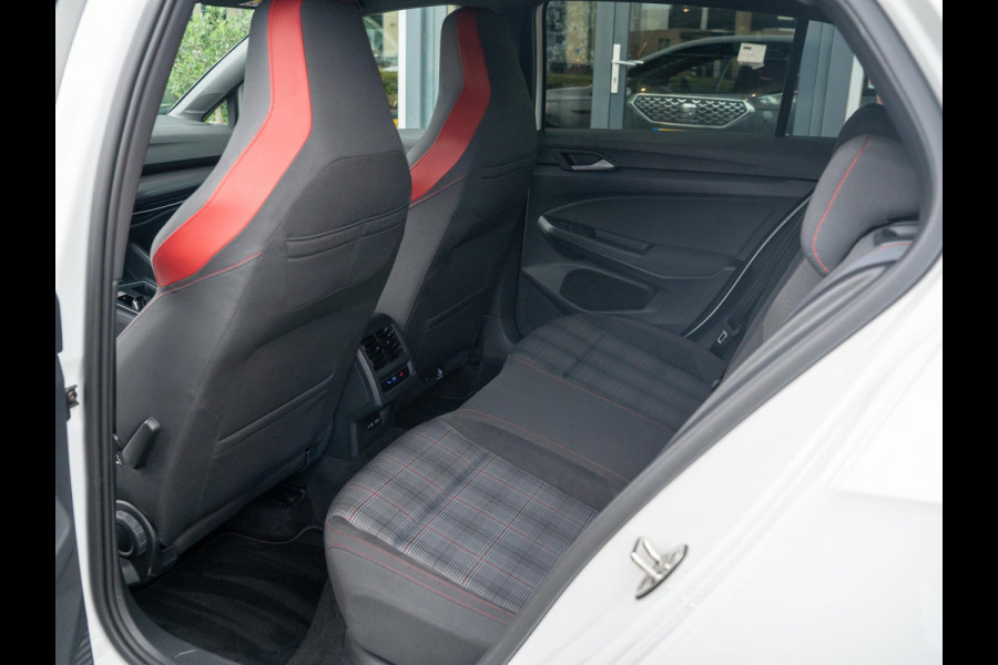 Volkswagen Golf GTI 2.0 TSI 245pk| Ambiance | IQ | Stoelverwarming |19"