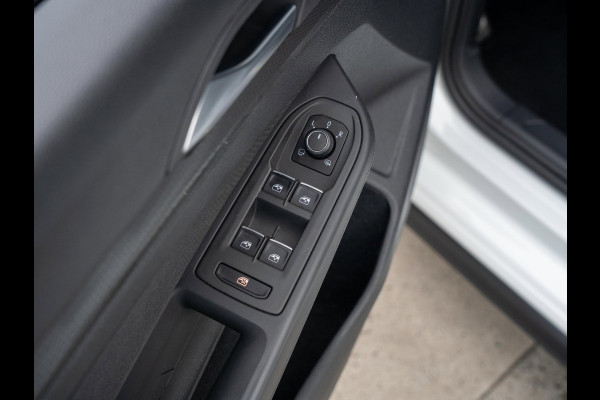 Volkswagen Golf GTI 2.0 TSI 245pk| Ambiance | IQ | Stoelverwarming |19"