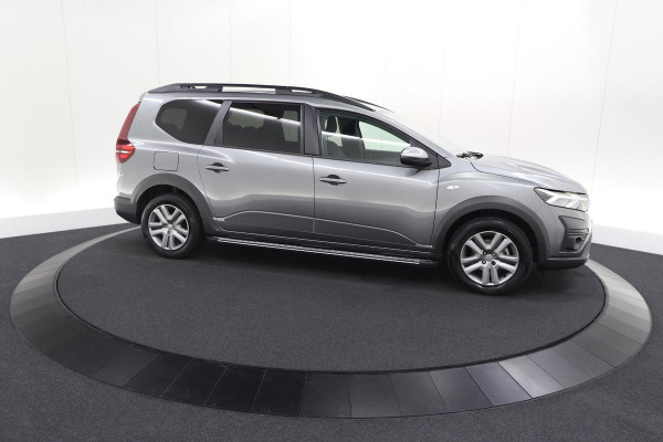 Dacia Jogger 1.6 Hybrid 140 Expression | 7 Zitplaatsen | Apple Carplay | Parkeersensoren