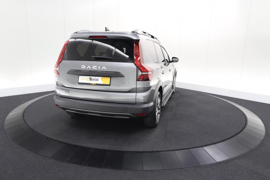 Dacia Jogger 1.6 Hybrid 140 Expression | 7 Zitplaatsen | Apple Carplay | Parkeersensoren
