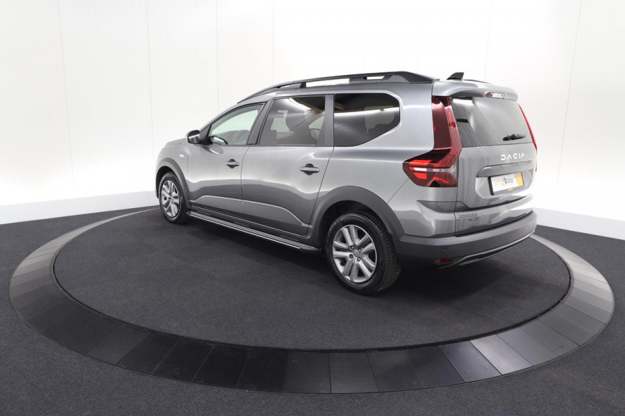 Dacia Jogger 1.6 Hybrid 140 Expression | 7 Zitplaatsen | Apple Carplay | Parkeersensoren
