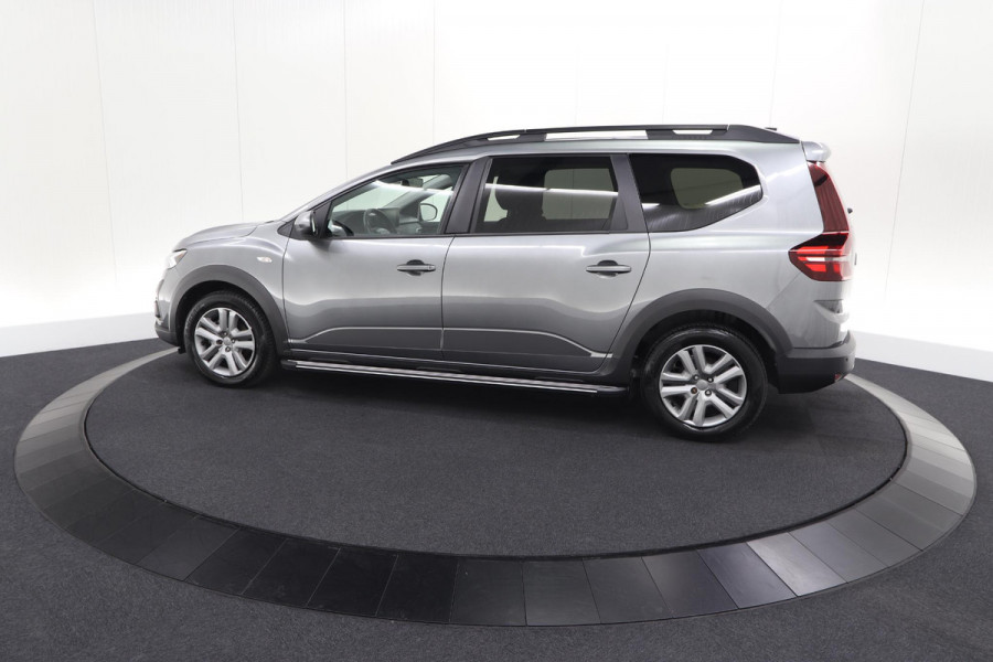 Dacia Jogger 1.6 Hybrid 140 Expression | 7 Zitplaatsen | Apple Carplay | Parkeersensoren