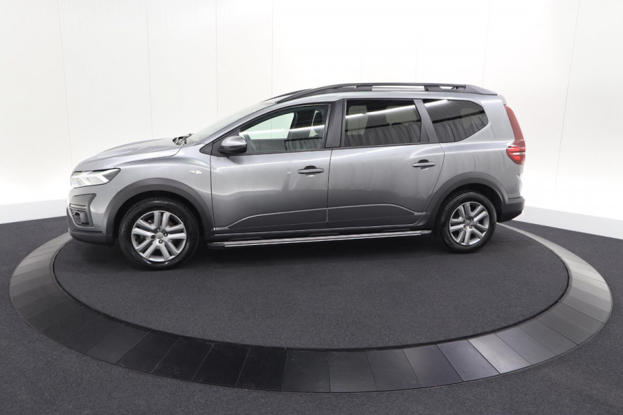 Dacia Jogger 1.6 Hybrid 140 Expression | 7 Zitplaatsen | Apple Carplay | Parkeersensoren