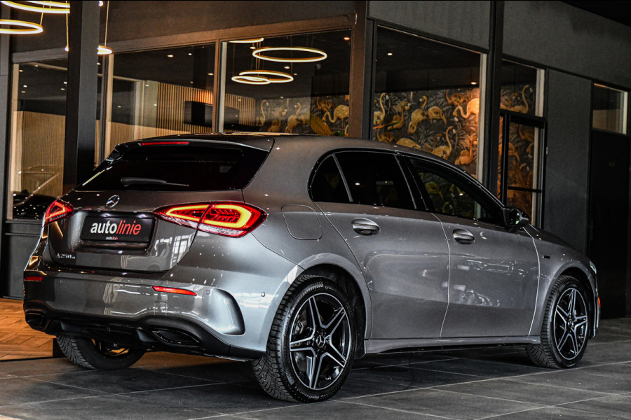 Mercedes-Benz A-Klasse 250 e AMG Edition, Night, Burmester, ACC, Trekhaak, Dodeh, Sfeer, Camera!
