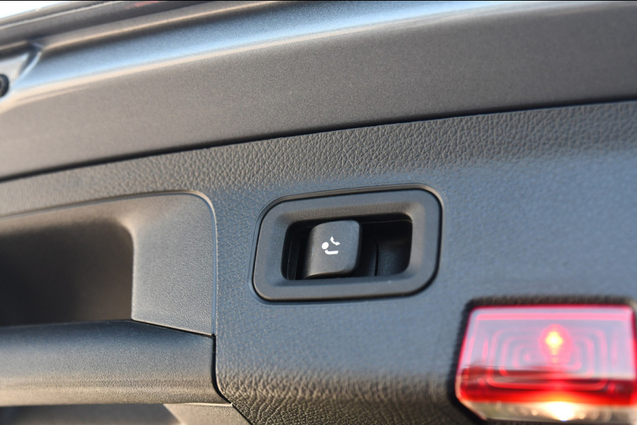 Mercedes-Benz A-Klasse 250 e AMG Edition, Night, Burmester, ACC, Trekhaak, Dodeh, Sfeer, Camera!