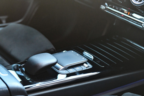 Mercedes-Benz A-Klasse 250 e AMG Edition, Night, Burmester, ACC, Trekhaak, Dodeh, Sfeer, Camera!