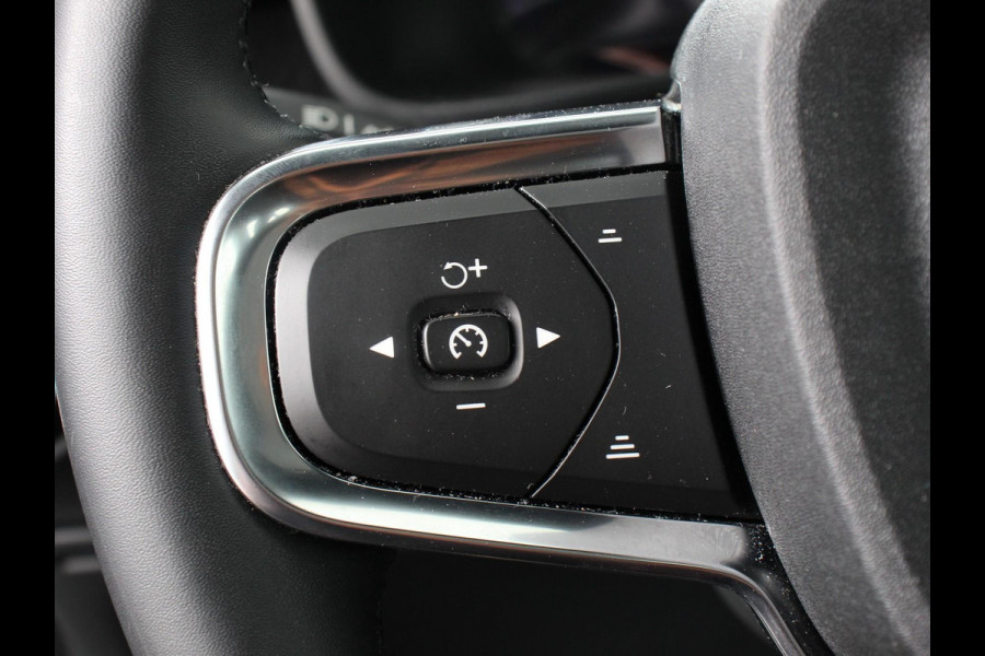 Volvo C40 Single Motor Plus 69 kWh Panoramadak Navigatie Camera Climate Control Adaptive Cruise Control Keyless entry&go