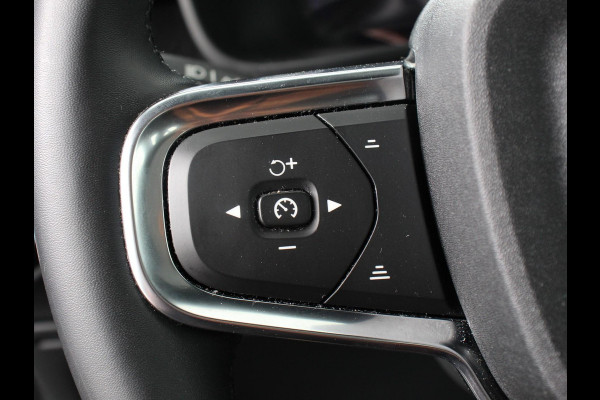 Volvo C40 Single Motor Plus 69 kWh Panoramadak Navigatie Camera Climate Control Adaptive Cruise Control Keyless entry&go