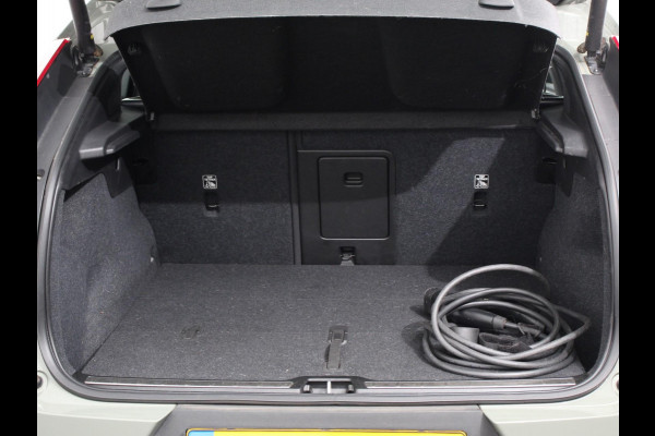 Volvo C40 Single Motor Plus 69 kWh Panoramadak Navigatie Camera Climate Control Adaptive Cruise Control Keyless entry&go