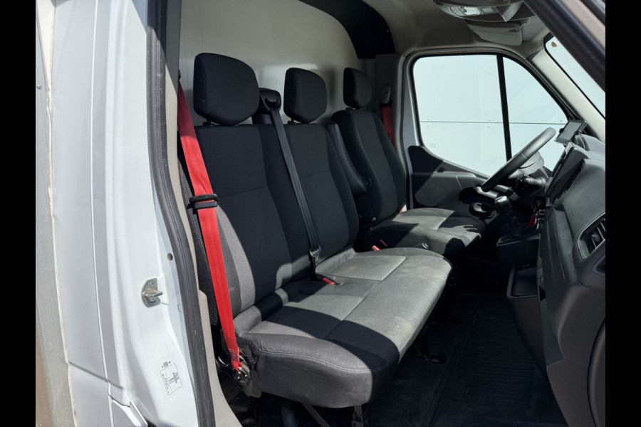 Renault Master Plancher T35 2.3 DCi 145pk Lowliner Bakwagen Airco Cruise Control Camera Meubelbak Foodtruck