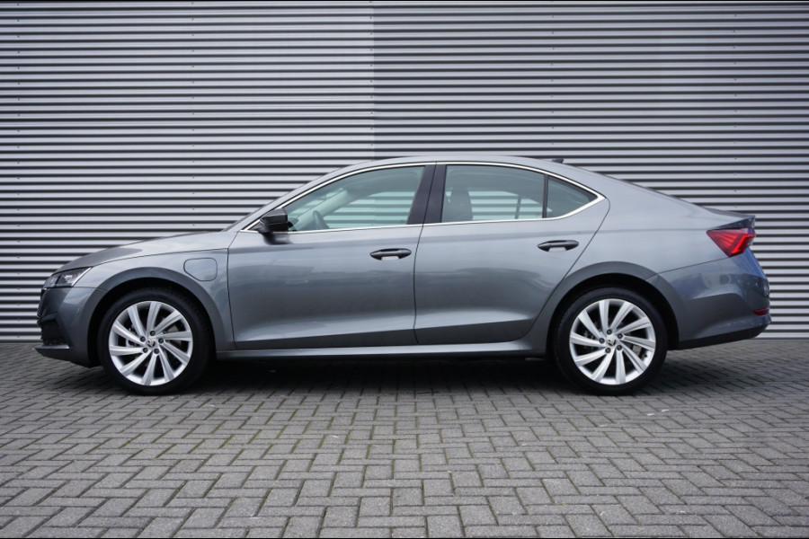 Škoda Octavia 225PK PHEV Business AUTOM. | CAMERA | ADAPT. CRUISE | CARPLAY