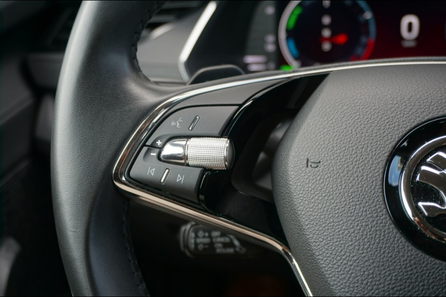 Škoda Octavia 225PK PHEV Business AUTOM. | CAMERA | ADAPT. CRUISE | CARPLAY