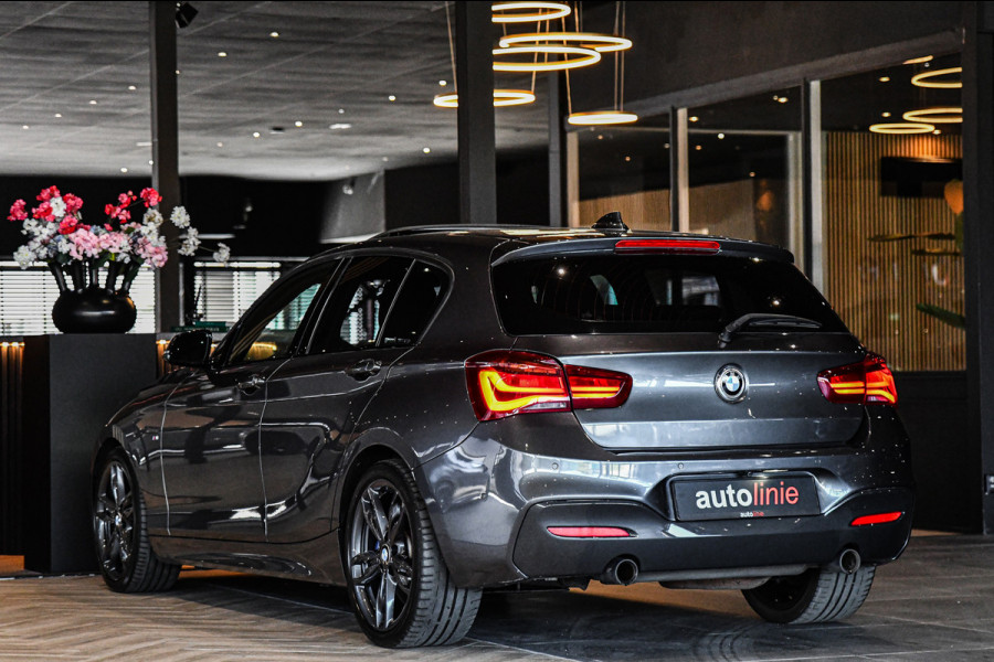 BMW 1-serie M140i High Executive, LCI2, Pano, Carbon, H.Kardon, Camera, Leder!