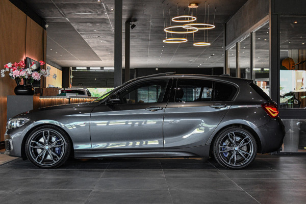 BMW 1-serie M140i High Executive, LCI2, Pano, Carbon, H.Kardon, Camera, Leder!
