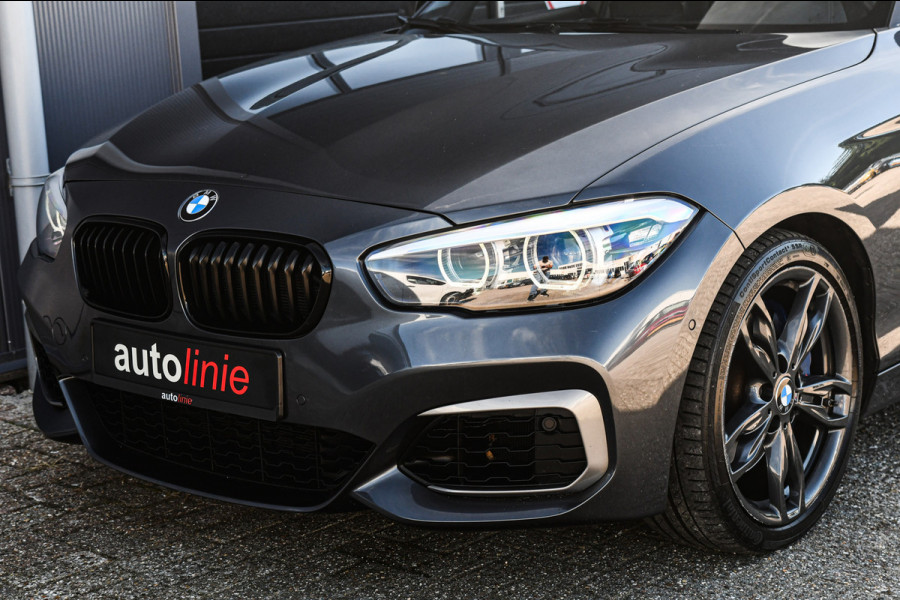 BMW 1-serie M140i High Executive, LCI2, Pano, Carbon, H.Kardon, Camera, Leder!