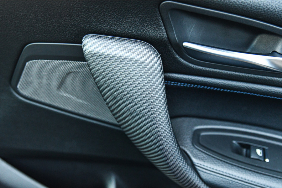 BMW 1-serie M140i High Executive, LCI2, Pano, Carbon, H.Kardon, Camera, Leder!