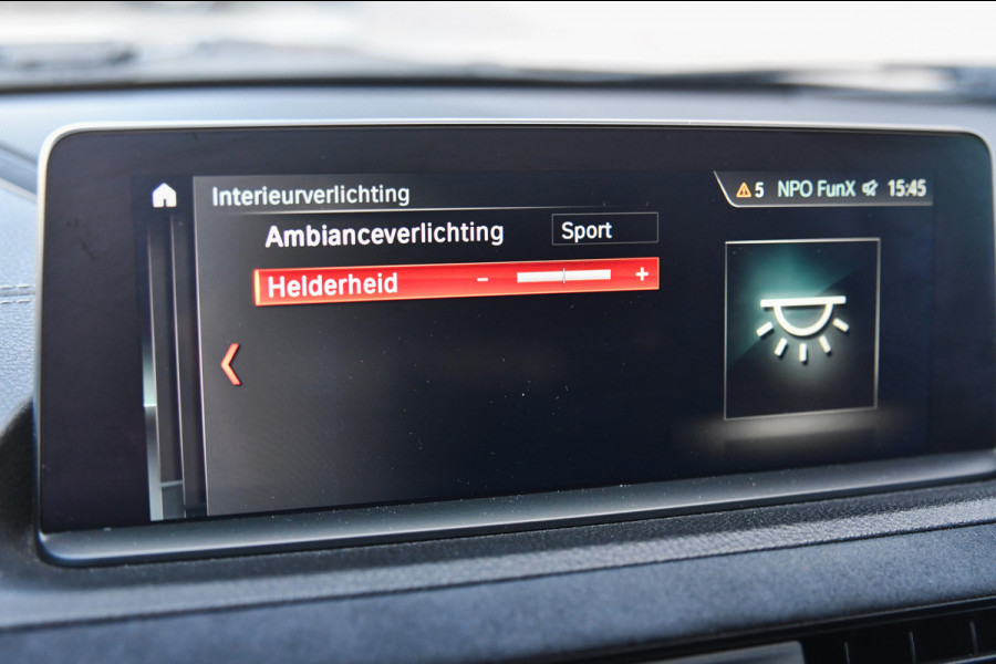 BMW 1-serie M140i High Executive, LCI2, Pano, Carbon, H.Kardon, Camera, Leder!