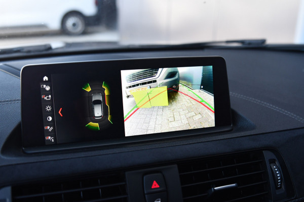 BMW 1-serie M140i High Executive, LCI2, Pano, Carbon, H.Kardon, Camera, Leder!