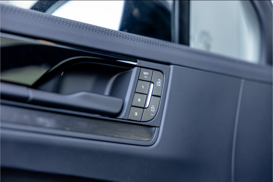Porsche Cayenne Coupé 3.0 E-Hybrid - BTW | Sport Chrono + | Panorama | Passenger Display | Bose | Stoelkoeling