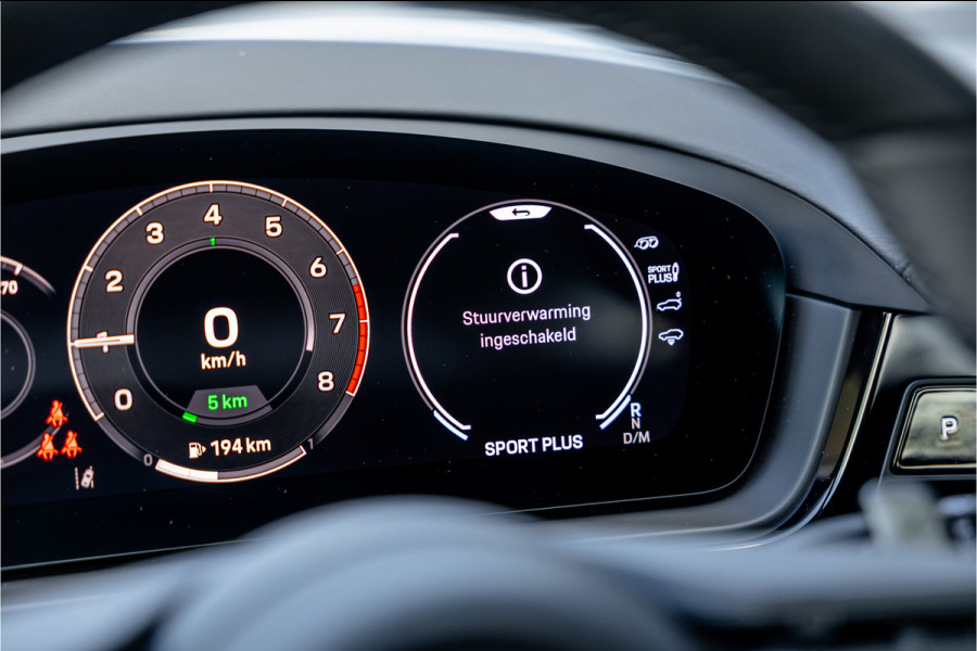 Porsche Cayenne Coupé 3.0 E-Hybrid - BTW | Sport Chrono + | Panorama | Passenger Display | Bose | Stoelkoeling
