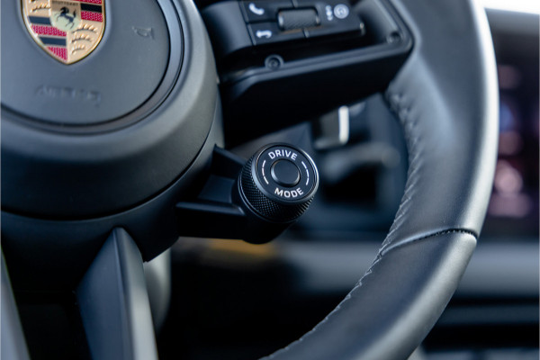 Porsche Cayenne Coupé 3.0 E-Hybrid - BTW | Sport Chrono + | Panorama | Passenger Display | Bose | Stoelkoeling