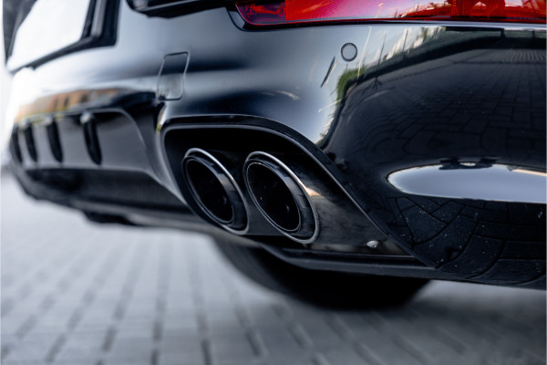 Porsche Cayenne Coupé 3.0 E-Hybrid - BTW | Sport Chrono + | Panorama | Passenger Display | Bose | Stoelkoeling