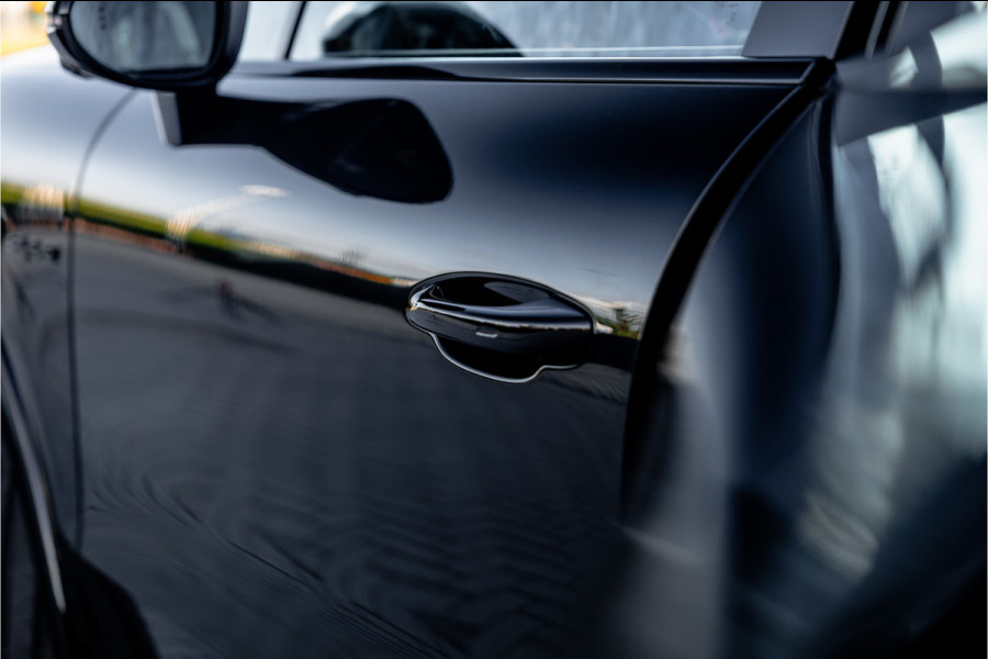 Porsche Cayenne Coupé 3.0 E-Hybrid - BTW | Sport Chrono + | Panorama | Passenger Display | Bose | Stoelkoeling