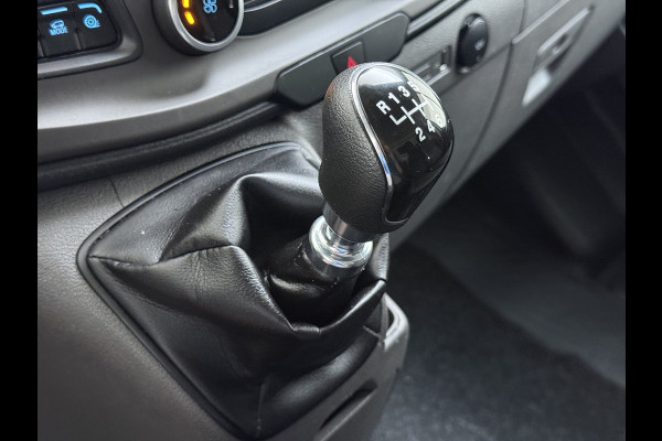 Ford Transit Custom 280 2.0TDCI 130PK Euro 6 L1H1 3-Persoons Navi Airco Cruise Control Bluetooth DAB Pdc Trend Betonplex Vloer Wandbetimmering Schuifdeur+Raam Achterdeuren+Ramen 1e Eigenaar