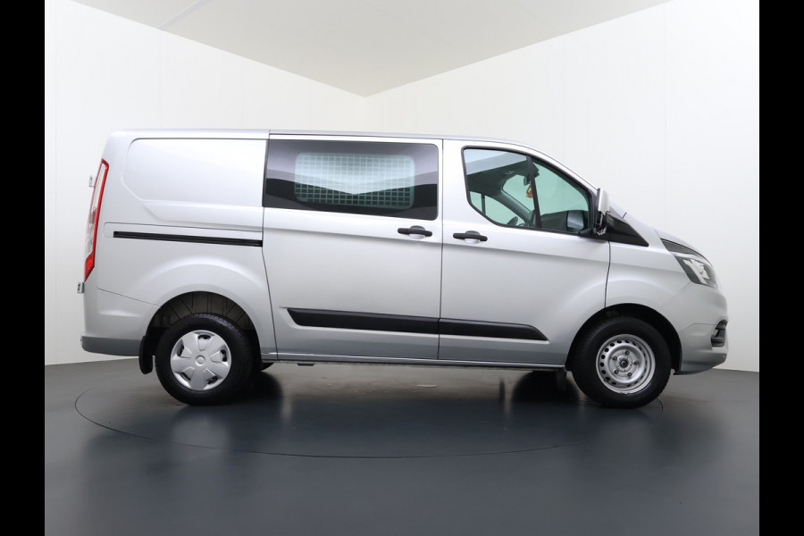 Ford Transit Custom 280 2.0TDCI 130PK Euro 6 L1H1 3-Persoons Navi Airco Cruise Control Bluetooth DAB Pdc Trend Betonplex Vloer Wandbetimmering Schuifdeur+Raam Achterdeuren+Ramen 1e Eigenaar