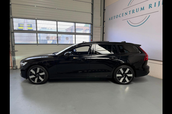 Volvo V60 2.0 T6 Plug-in hybrid AWD Ultra Dark, Pano, HUD, Leer, Elektrische stoelen, stoel/Stuurverwarming, Harman kardon,