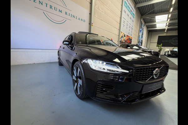 Volvo V60 2.0 T6 Plug-in hybrid AWD Ultra Dark, Pano, HUD, Leer, Elektrische stoelen, stoel/Stuurverwarming, Harman kardon,