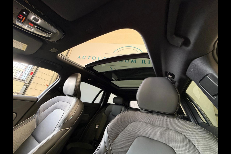 Volvo V60 2.0 T6 Plug-in hybrid AWD Ultra Dark, Pano, HUD, Leer, Elektrische stoelen, stoel/Stuurverwarming, Harman kardon,