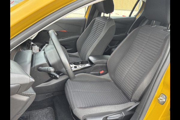 Peugeot e-208 EV Active Pack 50 kWh | 3-fase! | Rijklaar geleverd incl 12 maanden BOVAG garantie! |