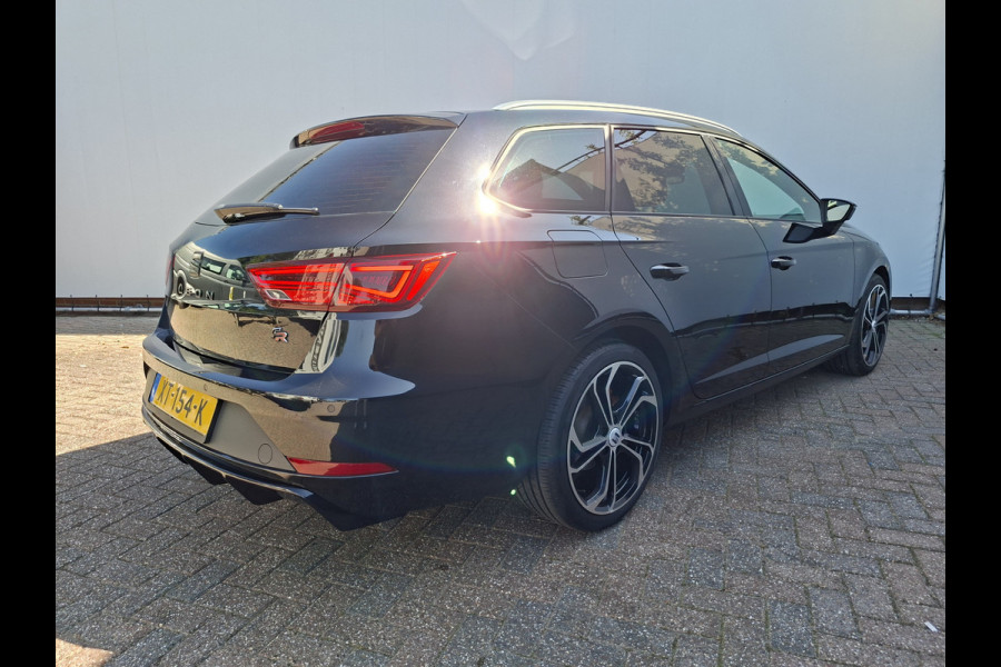 Seat Leon ST 1.5 TSI FR 150pk Carplay Camera Stoelverw. Business Intense