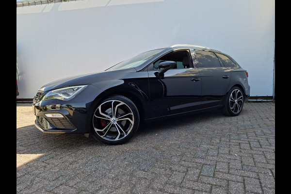 Seat Leon ST 1.5 TSI FR 150pk Carplay Camera Stoelverw. Business Intense