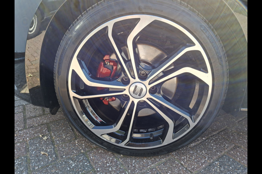 Seat Leon ST 1.5 TSI FR 150pk Carplay Camera Stoelverw. Business Intense