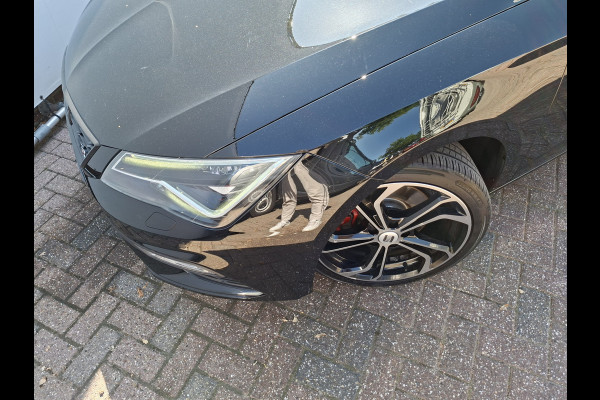 Seat Leon ST 1.5 TSI FR 150pk Carplay Camera Stoelverw. Business Intense