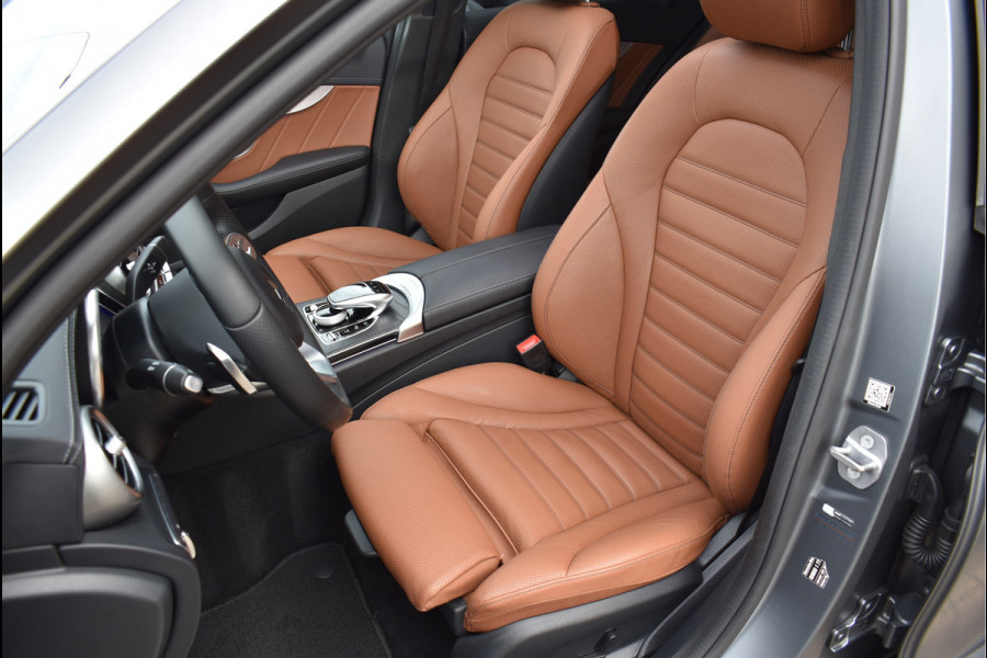 Mercedes-Benz C-Klasse 300 AMG 258 Pk Designo Matt Metallic Pano Vol Leder Digitale Cockpit Multi Beam 360 Camera Origineel Nederlands