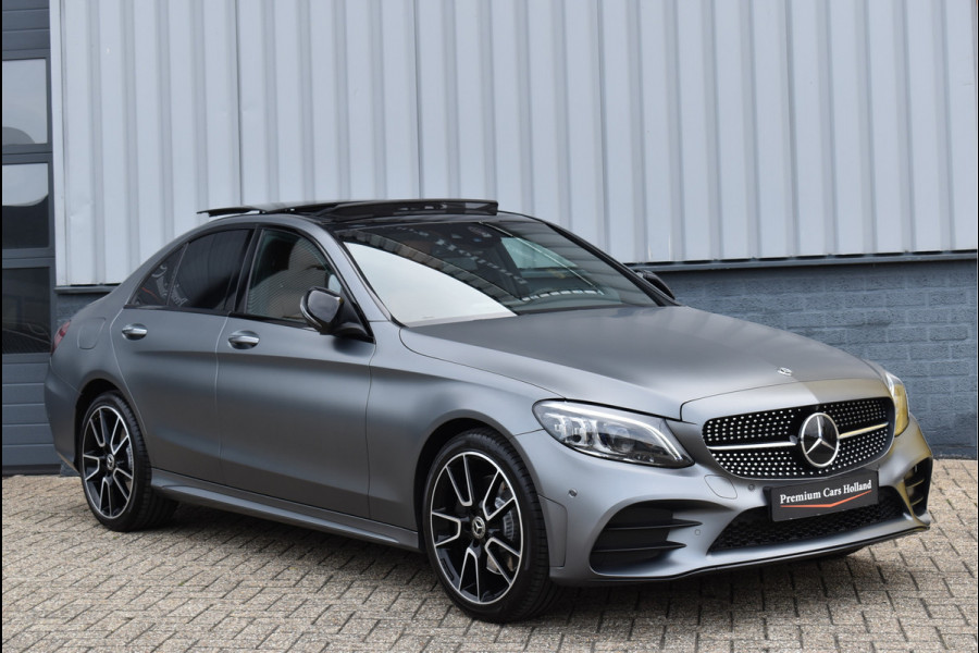 Mercedes-Benz C-Klasse 300 AMG 258 Pk Designo Matt Metallic Pano Vol Leder Digitale Cockpit Multi Beam 360 Camera Origineel Nederlands
