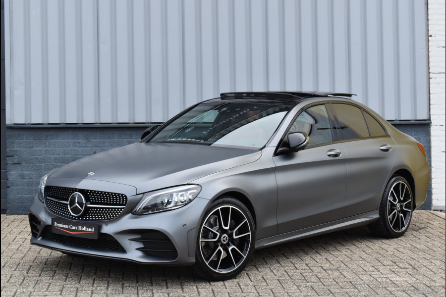 Mercedes-Benz C-Klasse 300 AMG 258 Pk Designo Matt Metallic Pano Vol Leder Digitale Cockpit Multi Beam 360 Camera Origineel Nederlands
