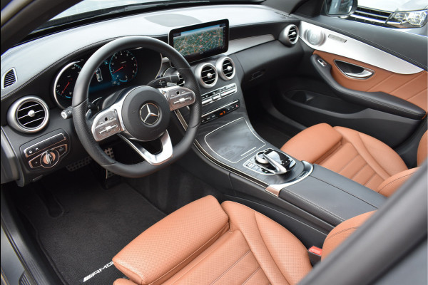 Mercedes-Benz C-Klasse 300 AMG 258 Pk Designo Matt Metallic Pano Vol Leder Digitale Cockpit Multi Beam 360 Camera Origineel Nederlands